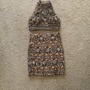 Size 4 Jovani beaded set.